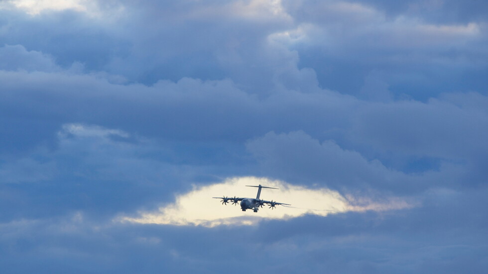 طائرتان عسكريتان تركيتان تغادران أجواء أفغانستان دون الهبوط في كابل