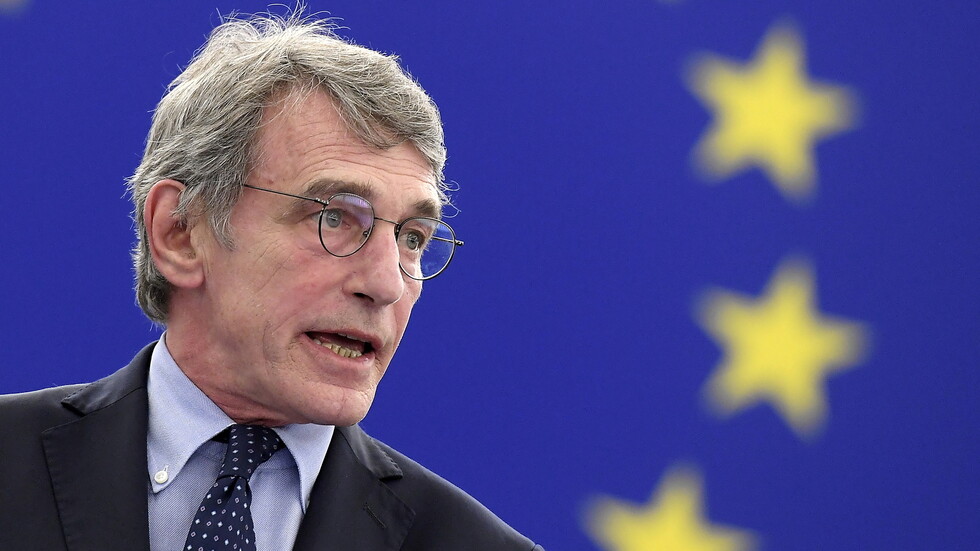 رئيس البرلمان الأوروبي لا يستبعد حوارا مع طالبان بشأن ممرات إنسانية