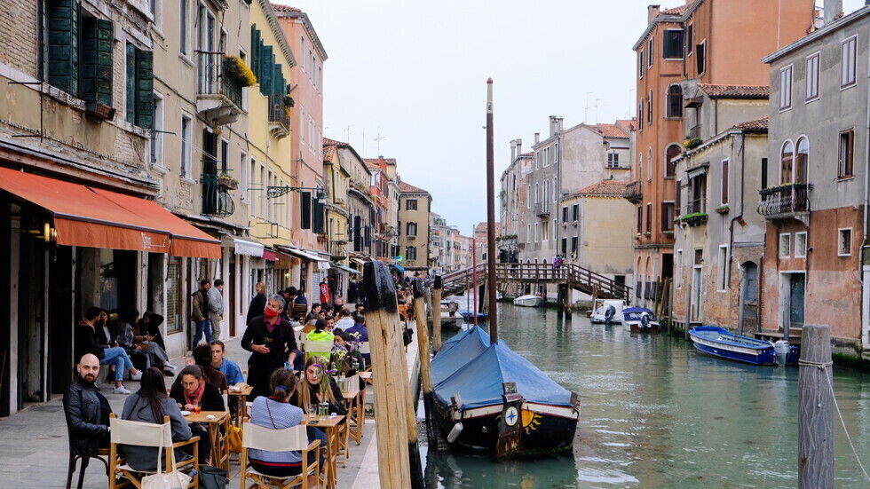 إيطاليا ترصد 6157 إصابة و56 وفاة جديدة بكورونا