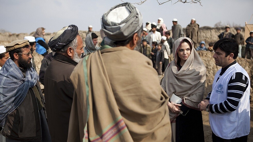 أنجلينا جولي تبدي قلقها إزاء وضع المرأة في أفغانستان