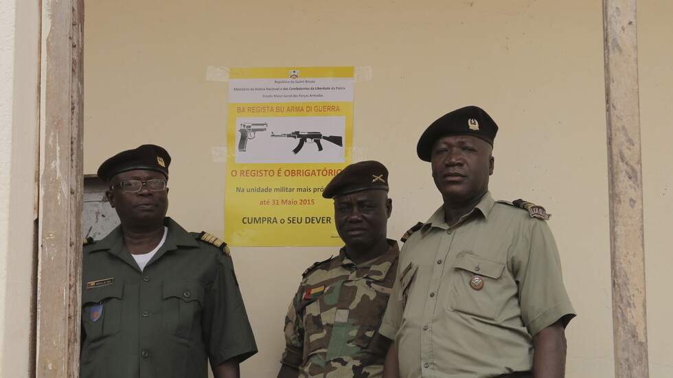 على هامش الانقلاب العسكري.. غينيا الدولة الصغيرة والفقيرة ذات الغالبية المسلمة