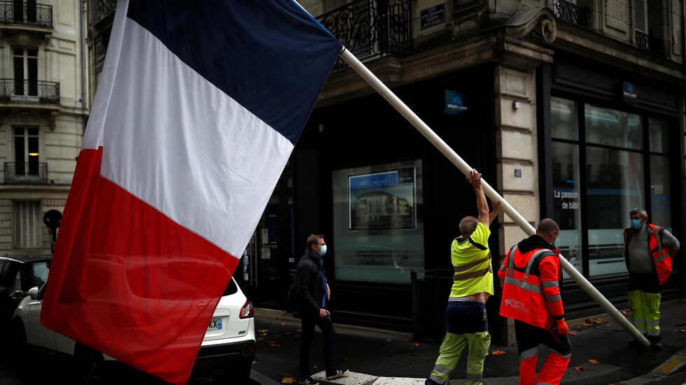 باريس: على إيران تقديم تفسيرات مفصلة حول المواد النووية السرية لديها