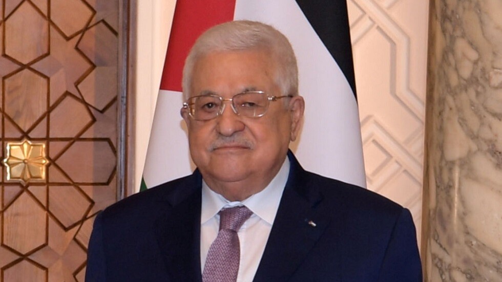 عباس يهنئ الرئيس الإسرائيلي بحلول رأس السنة العبرية