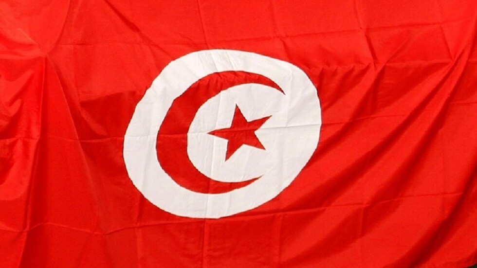 تونس.. وفاة شاب من جرحى 