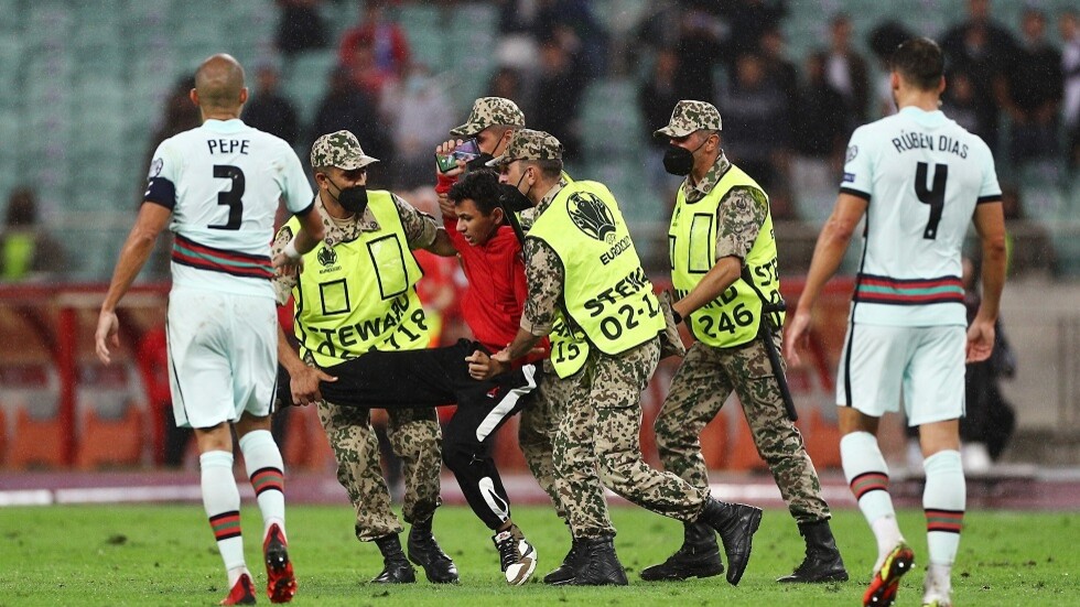 البرتغال تهزم أذربيجان بثلاثية (فيديو)