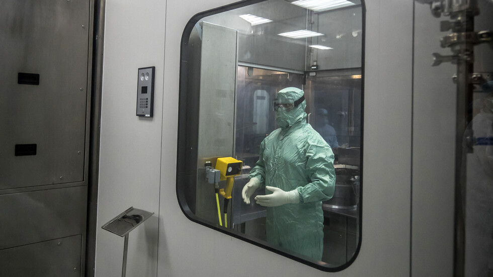 مصر..وزارة الصحة تكشف موعد "القفزة" في المنحنى الوبائي لفيروس كورونا