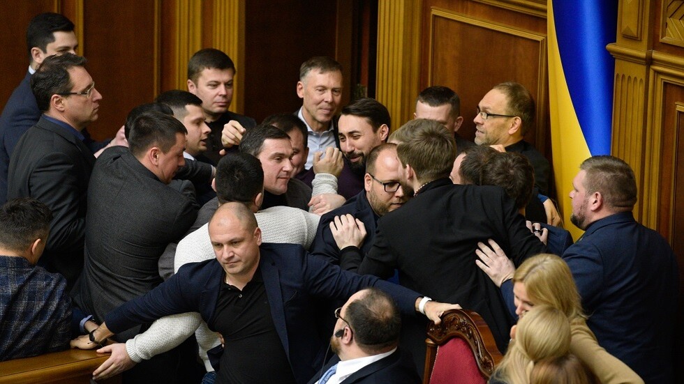 برلماني أوكراني: بلادنا فقدت 