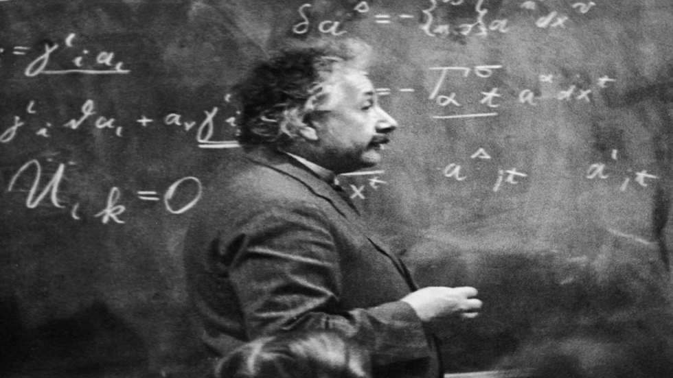 "هل كان أينشتاين مخطئا!".. الفيزيائي البارز احتشد ضد "الاكتشاف الأكثر إثارة للصدمة" في الفيزياء!