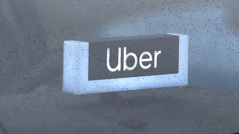 "أوبر" تخسر معركة قضائية في هولندا