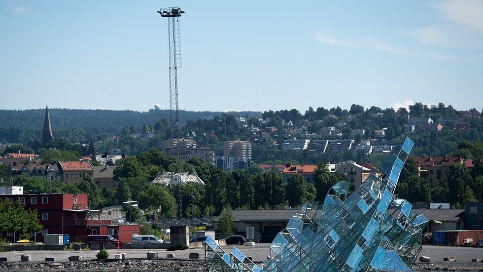 حزب العمال المعارض المعروف بدعوته للتعاون مع روسيا يفوز في الانتخابات بالنرويج