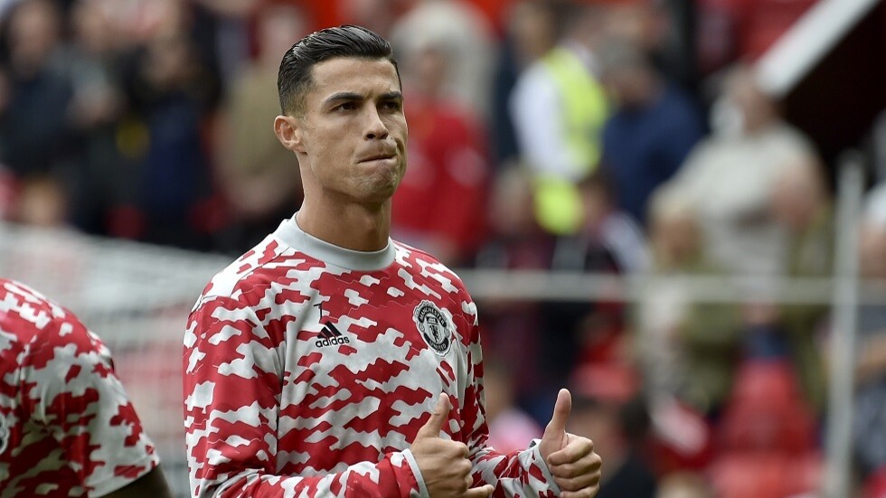 كريستيانو رونالدو يلقي خطابا حماسيا أمام 