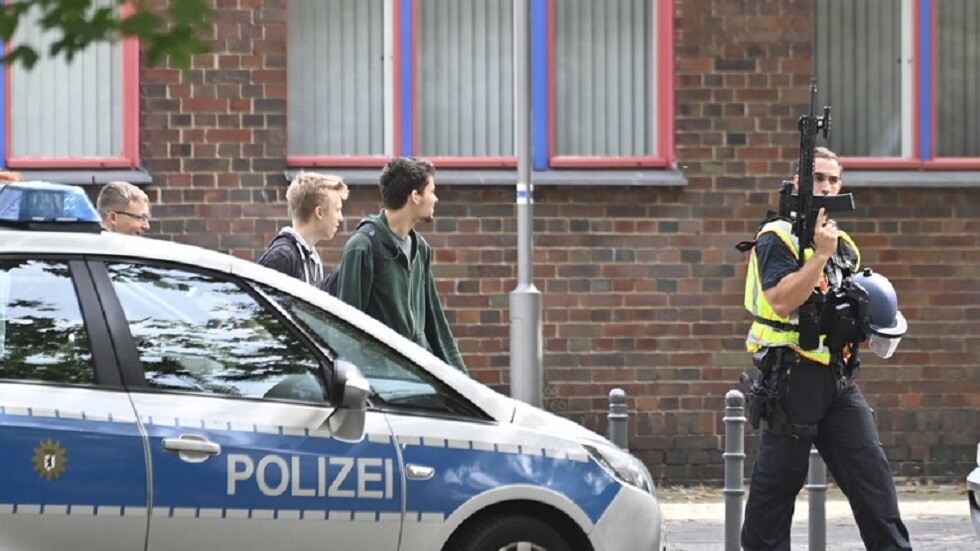 ألمانيا.. اعتقال شخص بتهمة توريد معدات لإيران تستخدمها في برامجها النووية