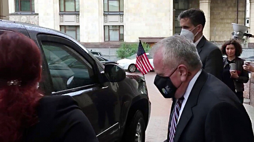 لافروف: الأوراق التي قدمناها للأمريكيين بشأن تدخلهم في انتخاباتنا "خطيرة جدا"