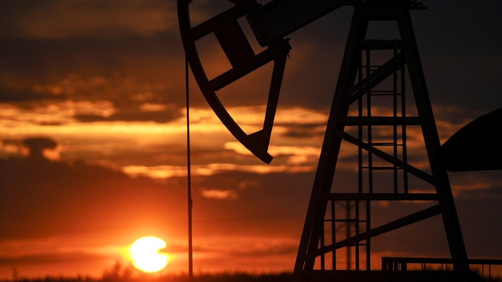 ارتفاع أسعار النفط بعد بيانات أمريكية حول احتياطي الذهب الأسود