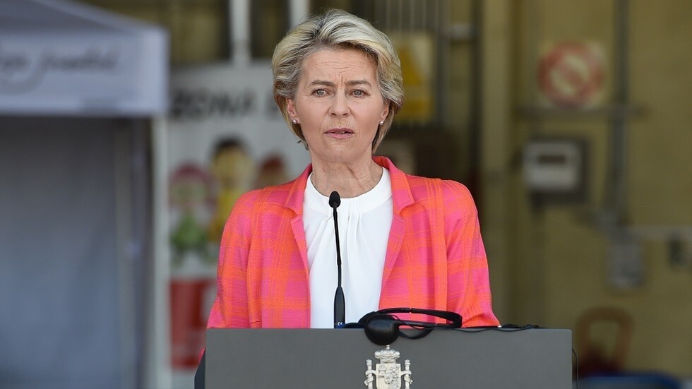 فون دير لاين: الاتحاد الأوروبي يرى حدوث هجمة هجينة على حدود بيلاروس