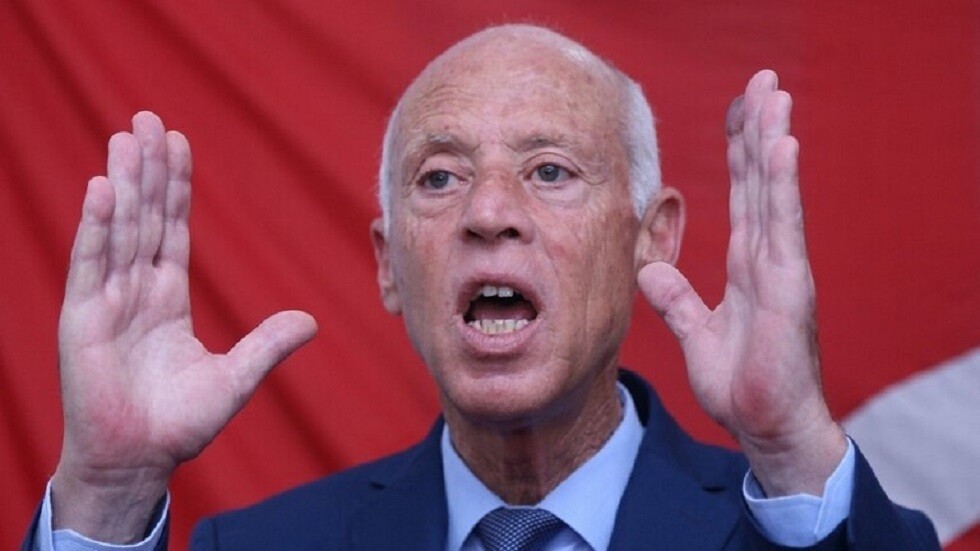 أمين عام الحزب الجمهوري التونسي: خبراء البلاط يساندون الرئيس سعيد في تعليق الدستور