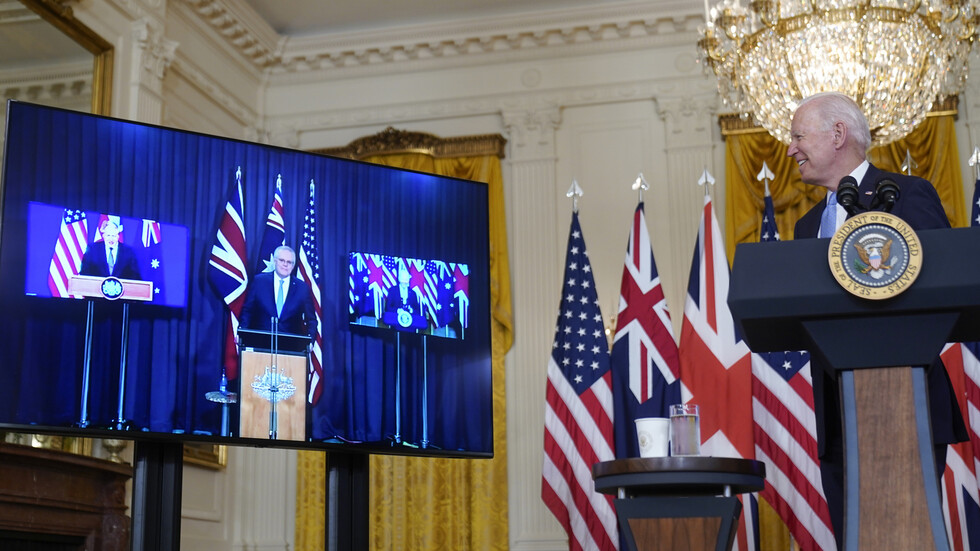 مسؤول أوروبي: لم نعرف عن إنشاء تحالف