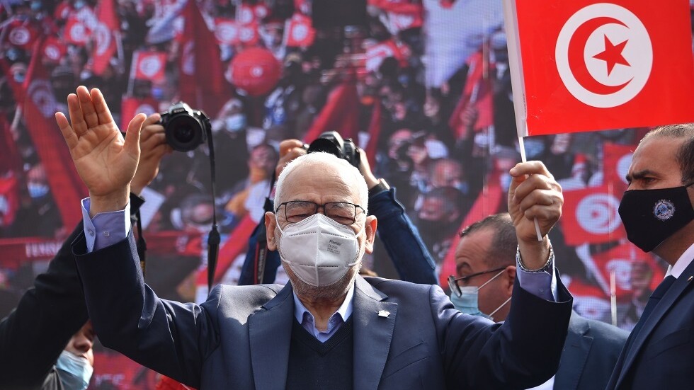 "النهضة" التونسية تدعو إلى إنهاء الإجراءات الاستثنائية ورفع التجميد عن البرلمان