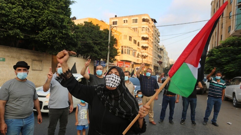 فلسطينيون يحيون الذكرى الـ39 لمجزرة صبرا وشاتيلا