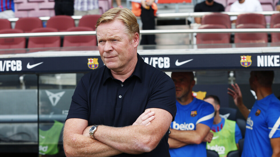 برشلونة يدرس إقالة كومان.. ورئيس النادي يمتنع لسببين