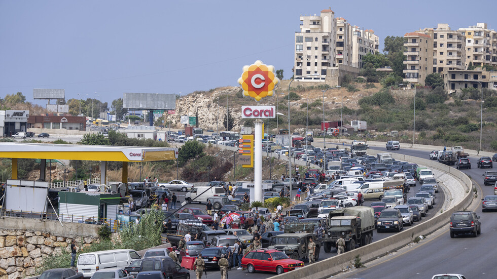 لبنان.. رفع سعر صفيحة البنزين 38% ورفع الدعم رسميا عن المازوت