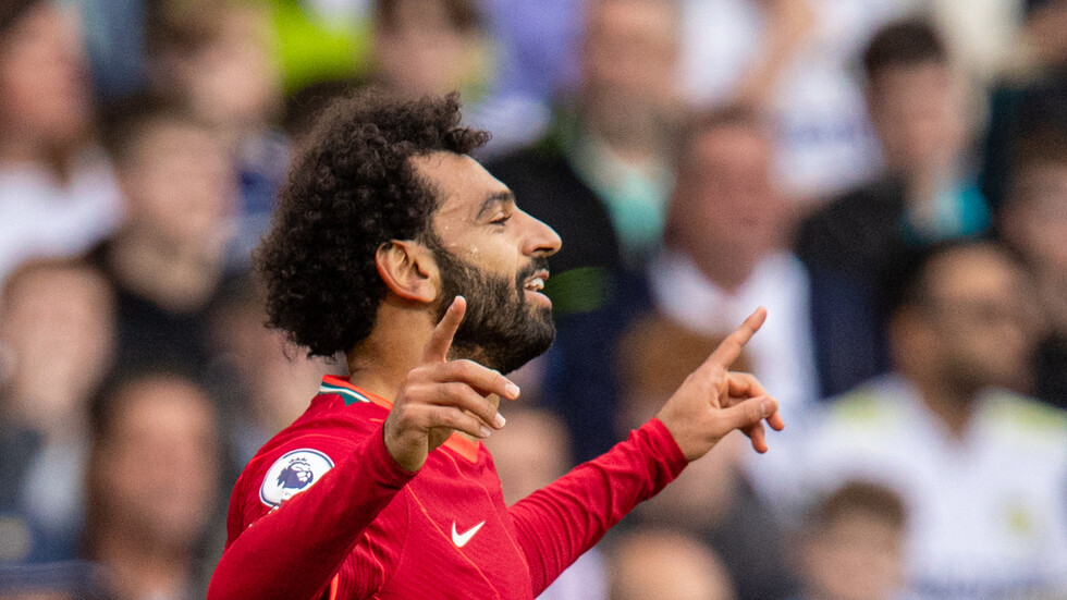 ليفربول يتغنى بمحمد صلاح (فيديو)
