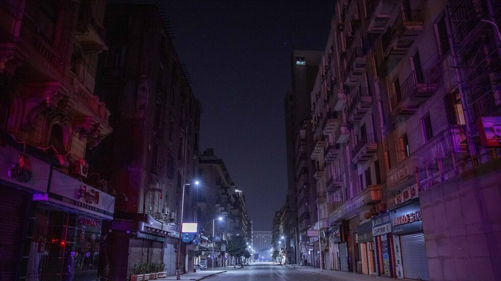 مصر تسجل 588 إصابة و14 وفاة جديدة بكورونا