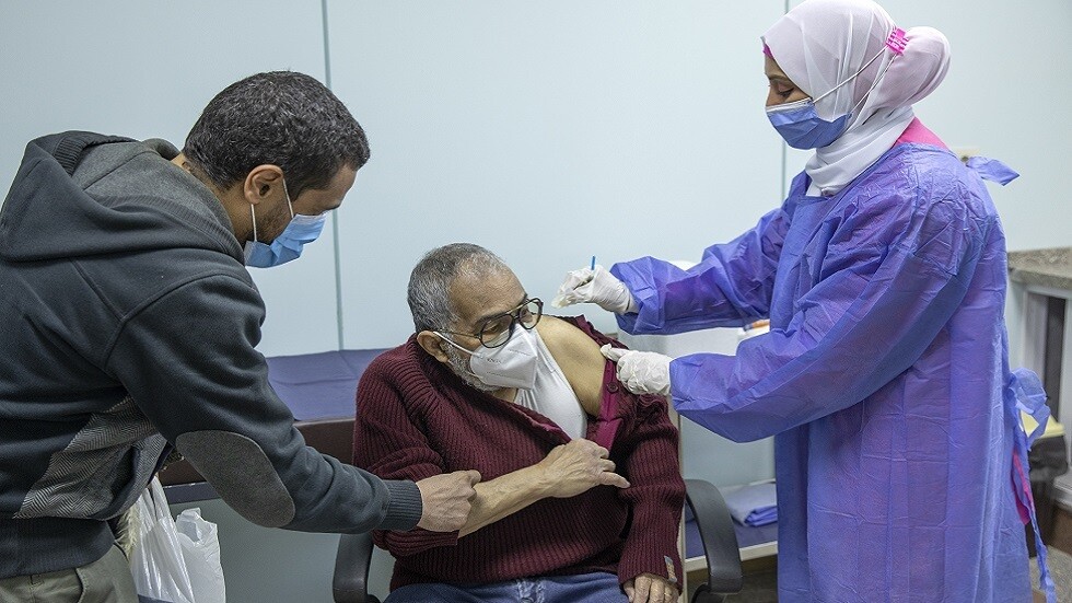 ما العقار الطبي الجديد الذي تسعى مصر لتوفيره في مواجهة كورونا؟