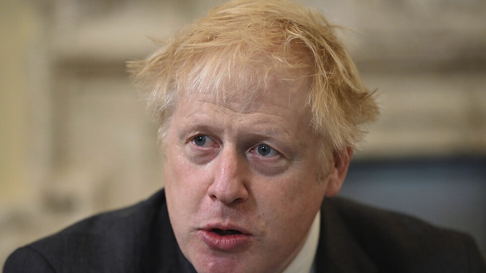 رئيس وزراء بريطانيا يعلق على الأزمة في العلاقات مع فرنسا