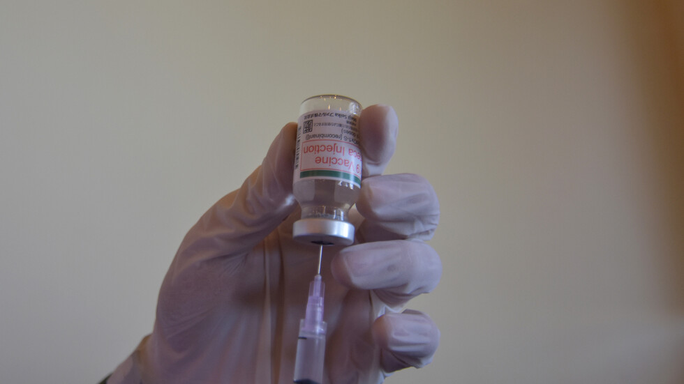 فريق ينهي عقد لاعب رفض التطعيم ضد كورونا