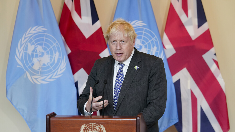 جونسون: محبط من فشل الزعماء بالوفاء بتعهداتهم بشأن صندوق المناخ