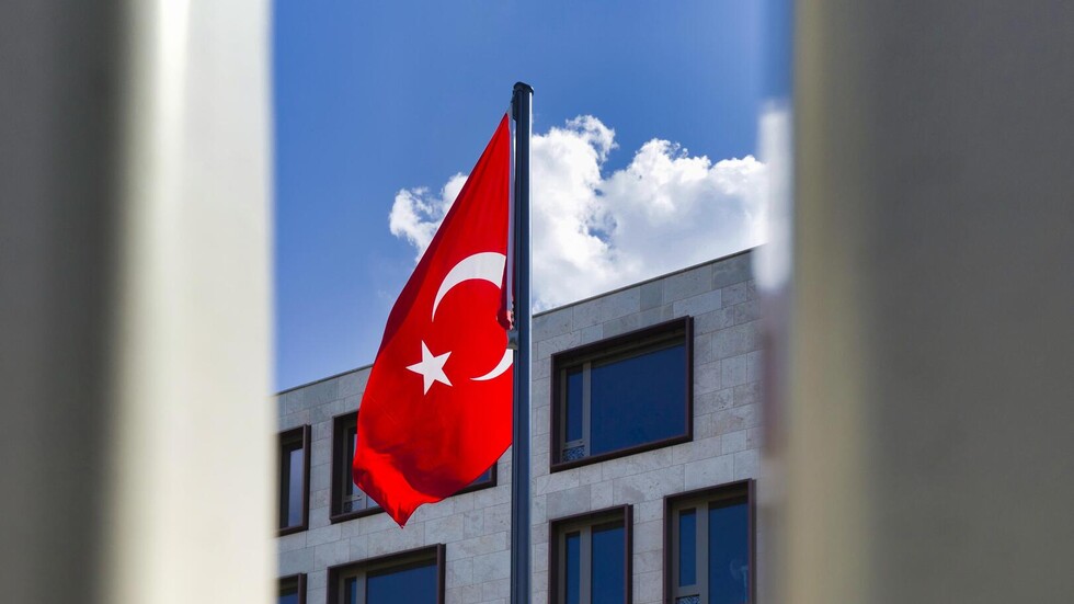 نائب أردوغان: على قبرص الرومية التخلي عن رؤية نفسها صاحب الجزيرة الوحيد