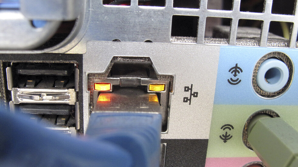 الشركة السورية للاتصالات تعلن عن أسعار جديدة لخدمتي الإنترنت والهاتف الثابت