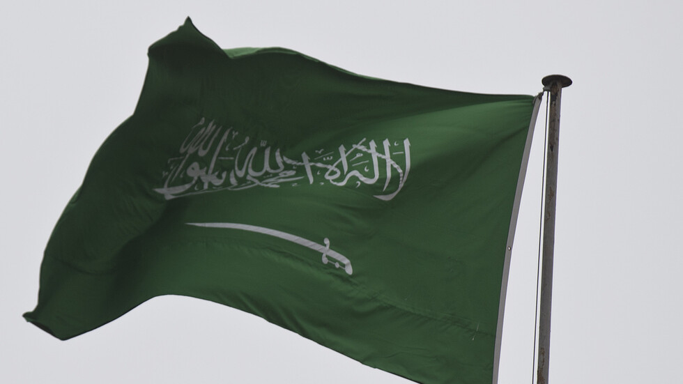 السعودية.. تداول تسجيل نادر للملك المؤسس (فيديو)
