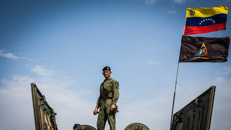 فنزويلا تتهم كولومبيا بانتهاك أجوائها بطائرة استطلاع مسيرة