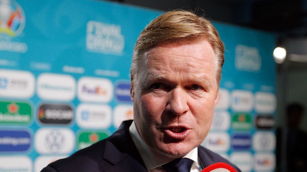 بالفيديو.. تصرف غريب من كومان في المؤتمر الصحفي قبل مباراته الغد الخميس