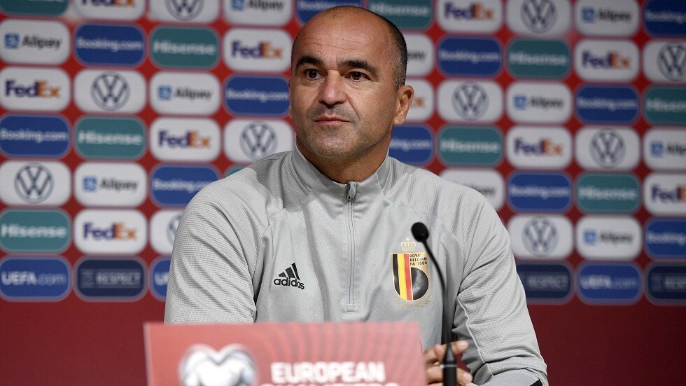 مارتينيز يرد على أنباء خلافة كومان في تدريب برشلونة