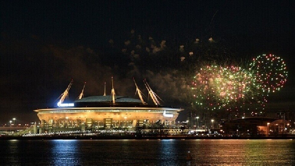 الكشف عن شعار نهائي دوري أبطال أوروبا في بطرسبورغ (صور)