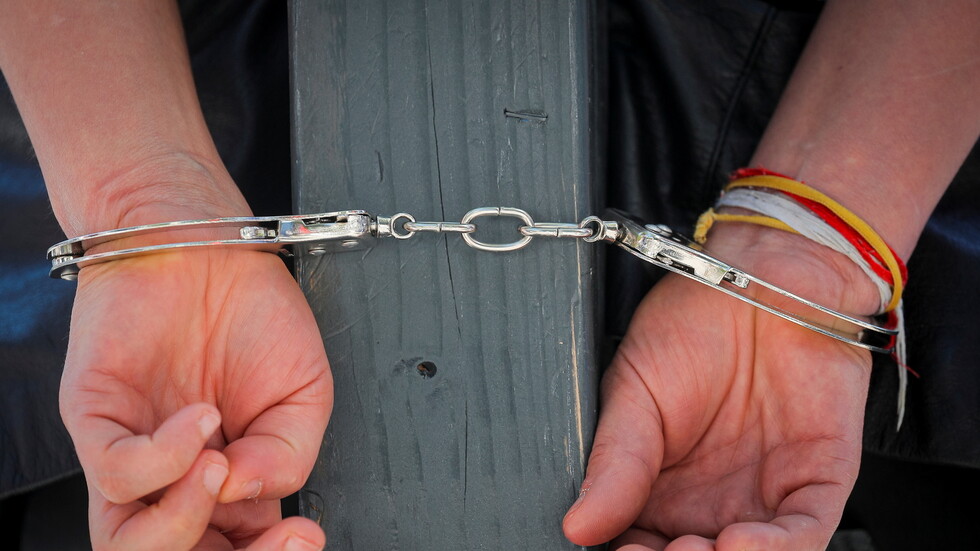 السلطات الأمريكية تعتقل المدير المالي لشركة 