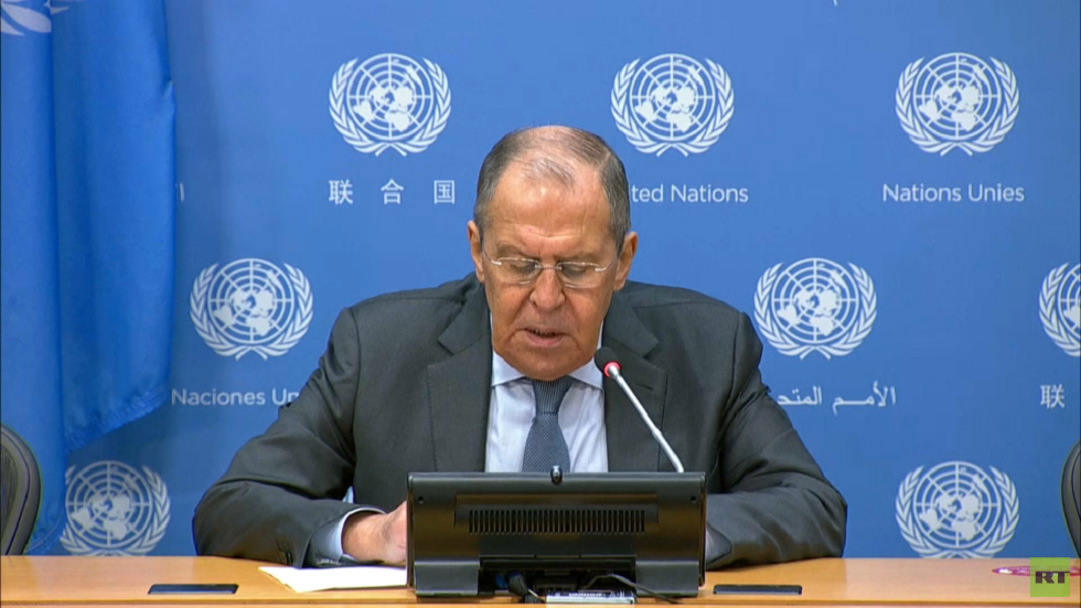 لافروف: انسحاب واشنطن من أفغانستان جرى دون تفكير بالتداعيات كما ترك الأمريكيون أسلحة كثيرة