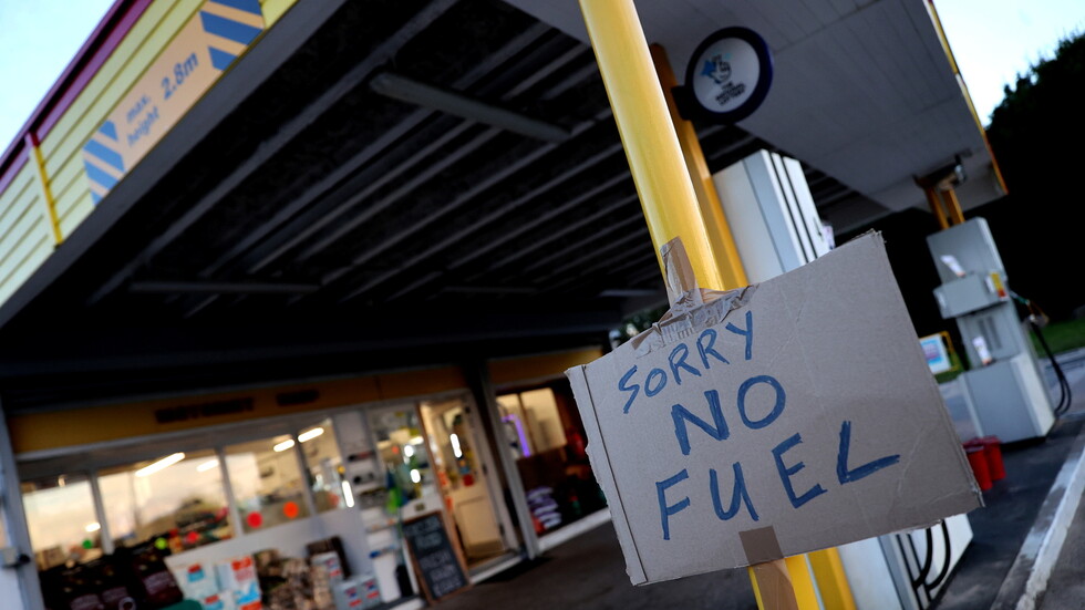 بريطانيا بصدد تخفيف قيود التأشيرة لمواجهة الحاجة لسائقي الشاحنات