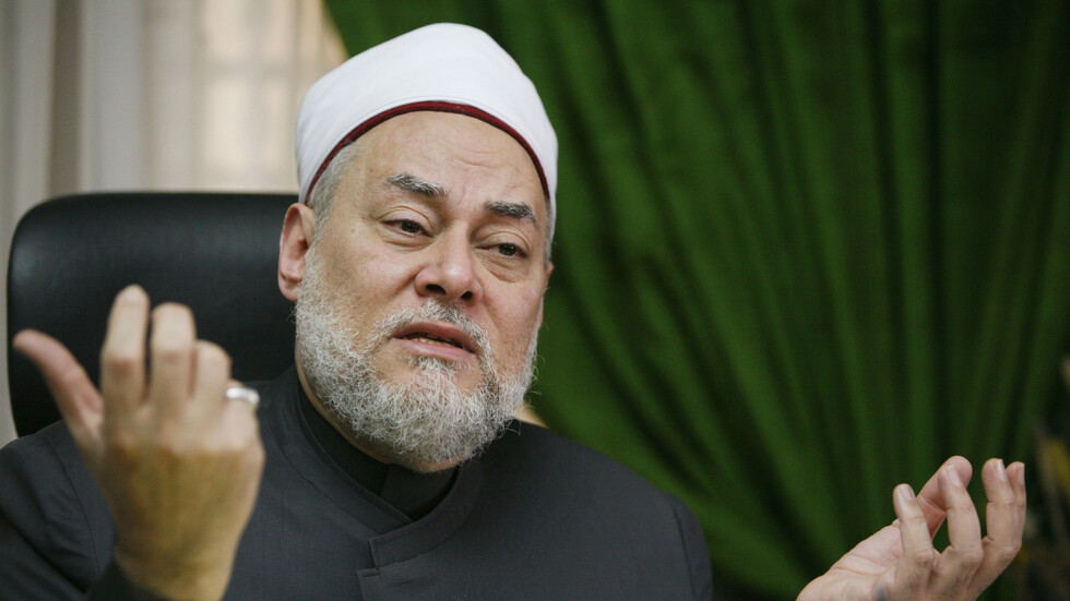 مفتي مصر السابق في مقطع فيديو أعاد نشطاء تداوله: النبي محمد من مواليد برج الحمل