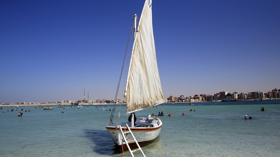 رصد زلزال بقوة 5.3 بمقياس ريختر في منطقة قريبة من مرسى مطروح المصرية