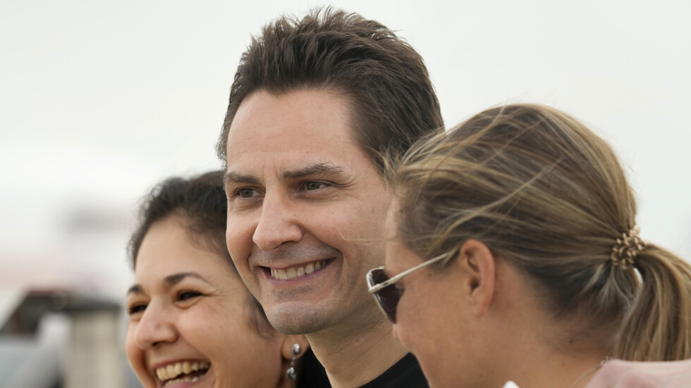 الصين تعلن أن الإفراج عن الكنديين المعتقلين تم بكفالة ولأسباب صحية