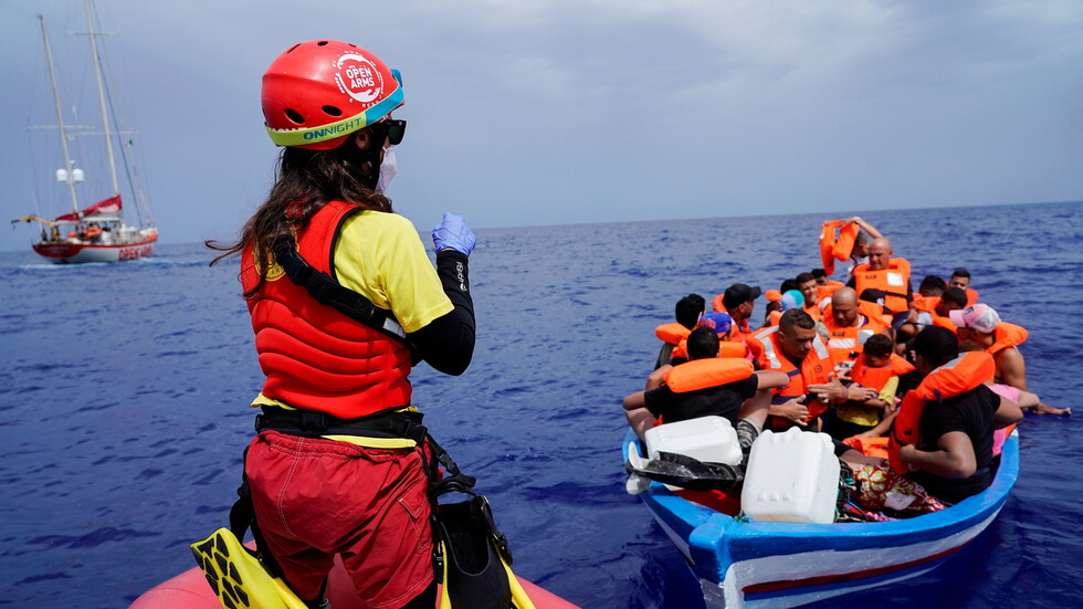 وصول أكثر من 500 مهاجر إلى جزيرة لامبيدوزا الإيطالية