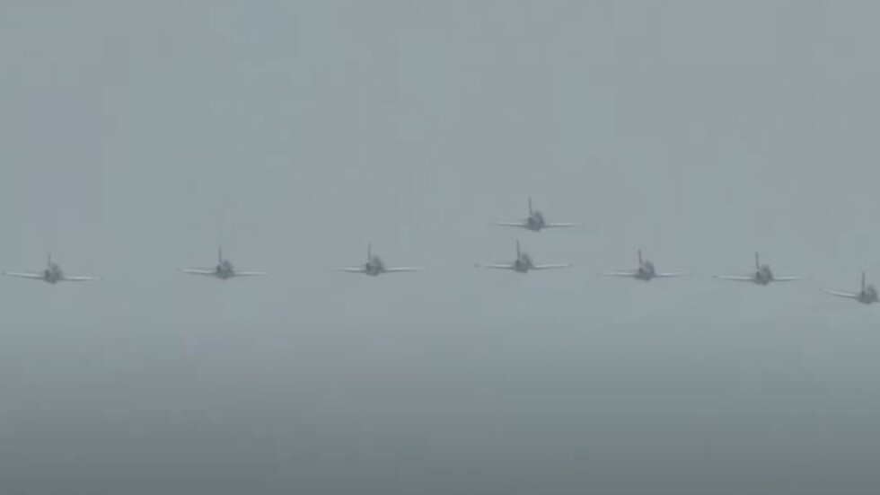 مقاتلات شبحية تشارك في عرض جوي في الصين