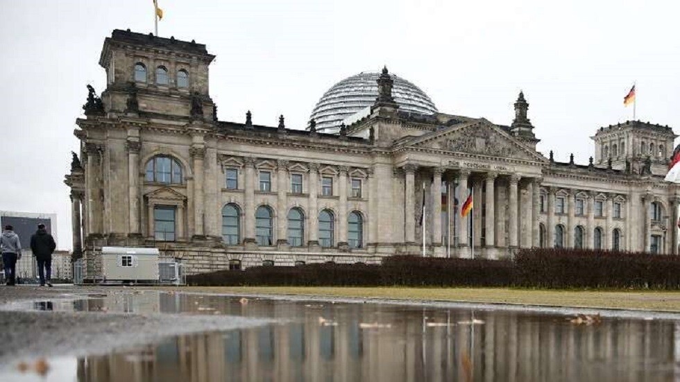 DW عربية.. الفائزون العرب "أحدثوا تغيرا إيجابيا" في انتخابات البرلمان الألماني