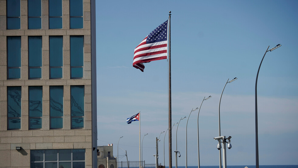 إجلاء ضابط بالاستخبارات الأمريكية من صربيا بسبب "متلازمة هافانا"