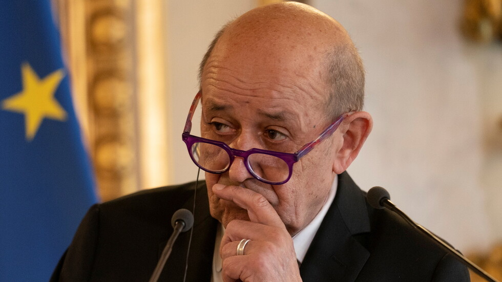 فرنسا تعيد النظر في علاقاتها مع بريطانيا وأستراليا