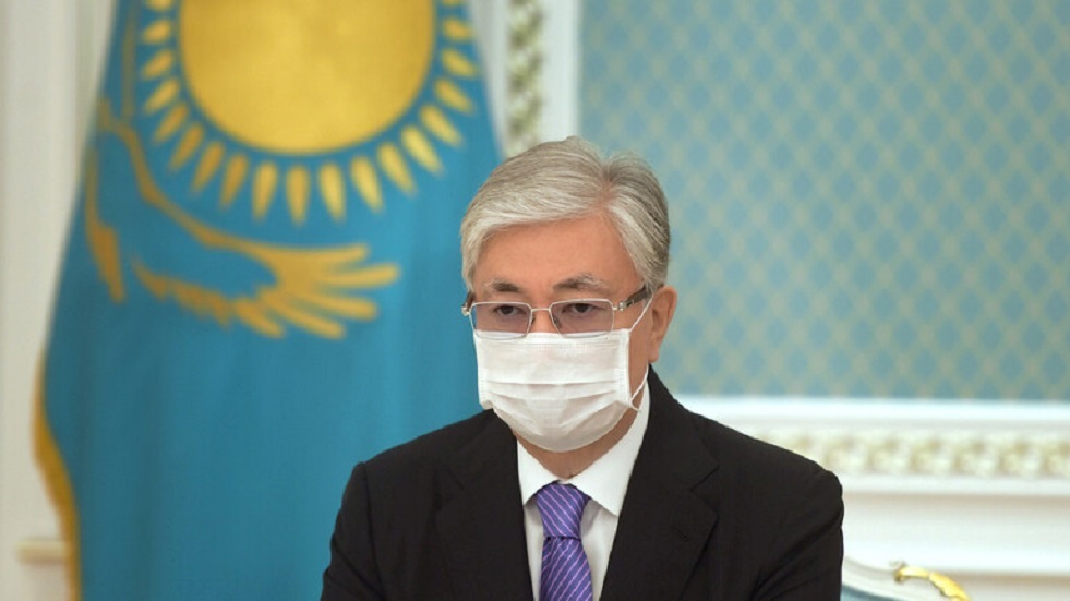 رئيس كازاخستان يؤكد على صفة اللغة الروسية في البلاد